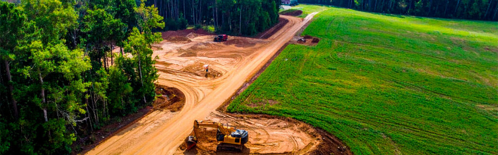 Equipment access problems stop North Georgia land projects before work starts. Learn what to evaluate and prepare before any heavy equipment arrives on your property.
